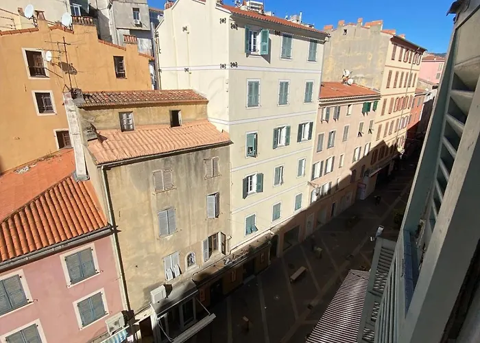 Superbe Au Coeur D Ajaccio (Corsica)